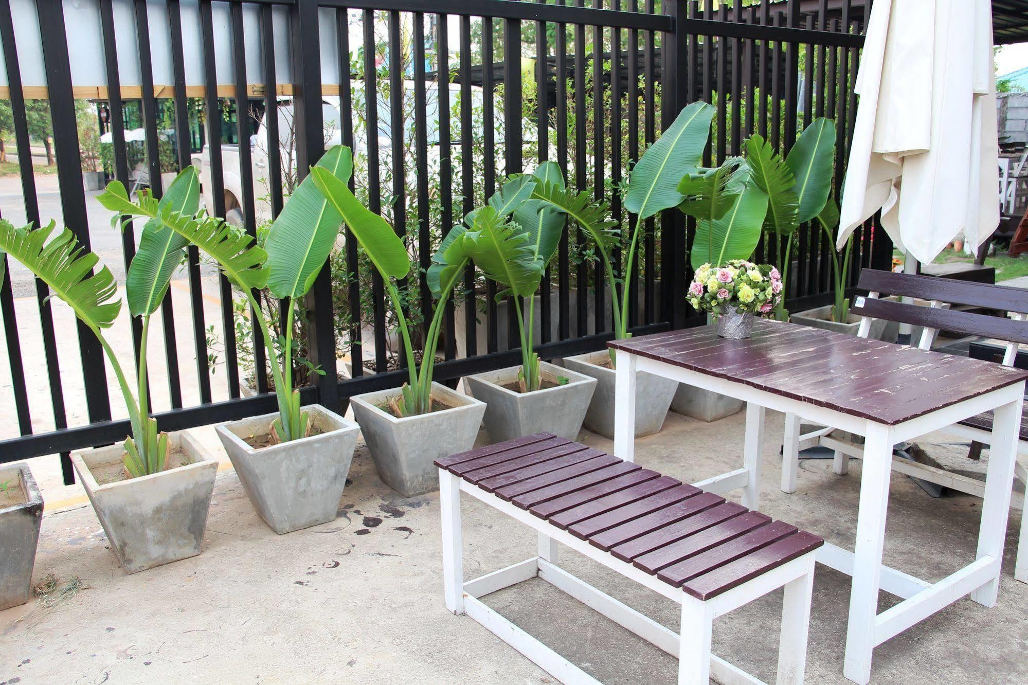 Modern Inn By Saifon Nong Khai Exterior foto