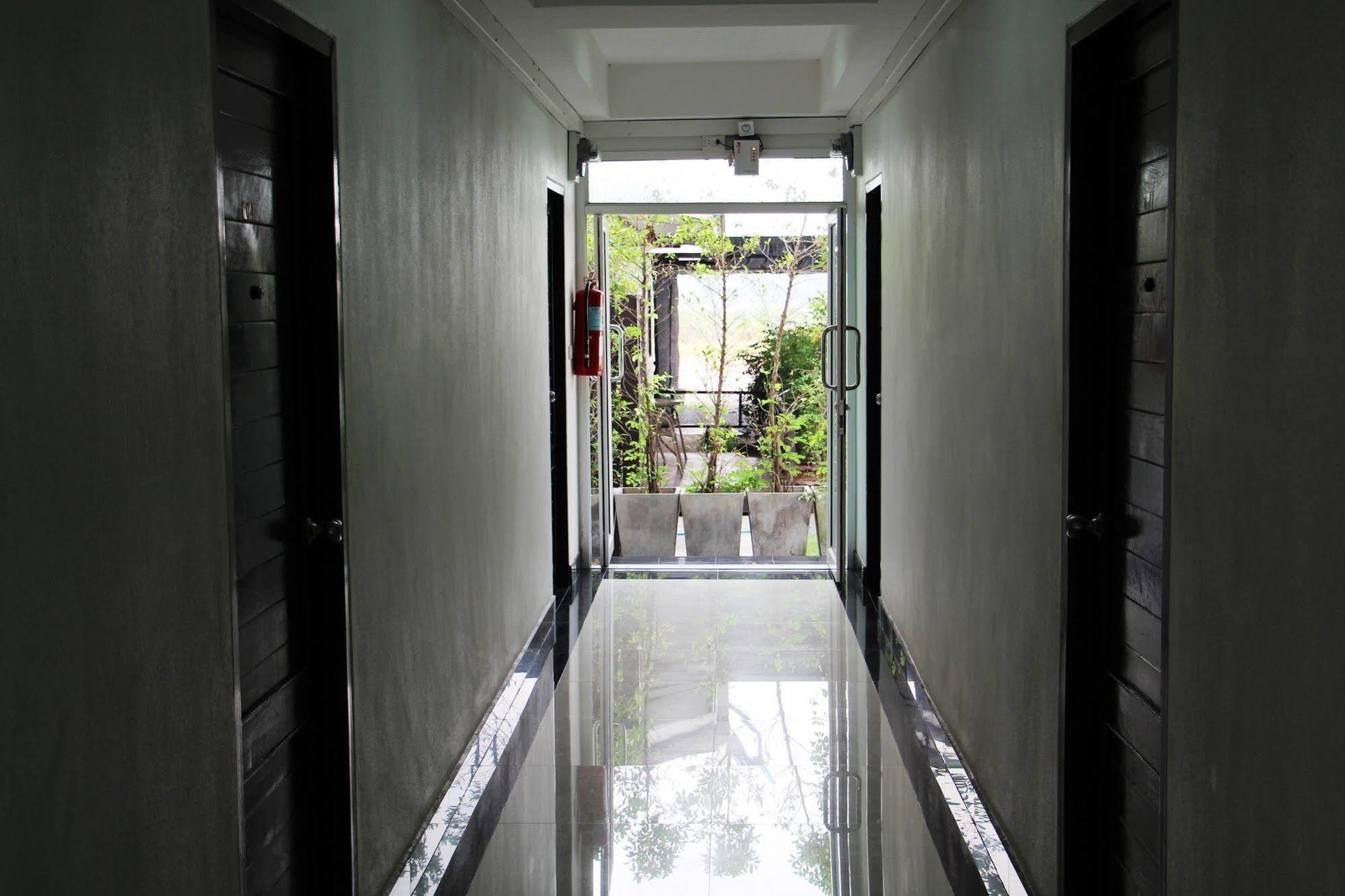 Modern Inn By Saifon Nong Khai Exterior foto
